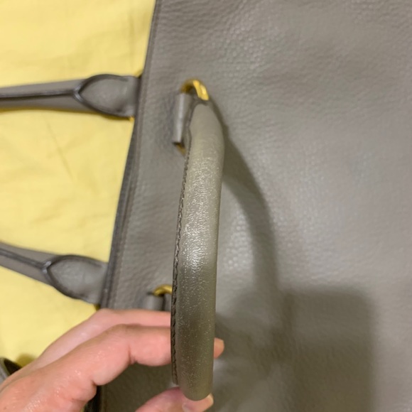 Prada Vitello Daino Tote - Picture 4 of 8